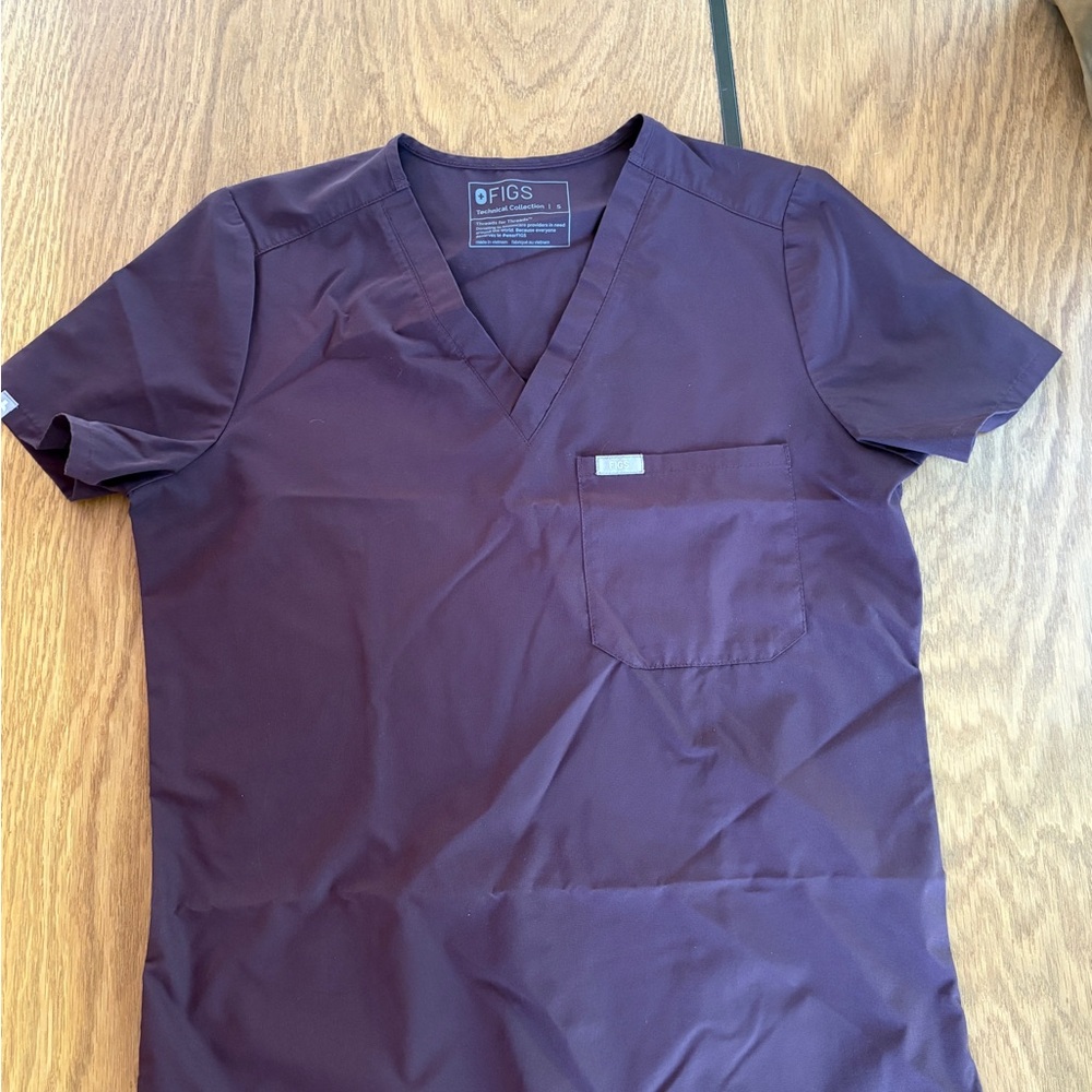 Figs Deep Purple Scrub Set